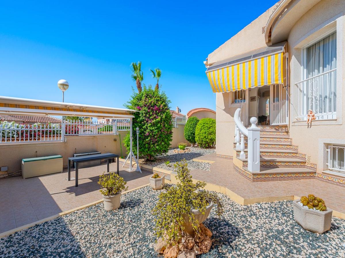 Villa i Benijofar, Alicante, Spanien 5 sovrum, 176 kvm. Nr. 148891