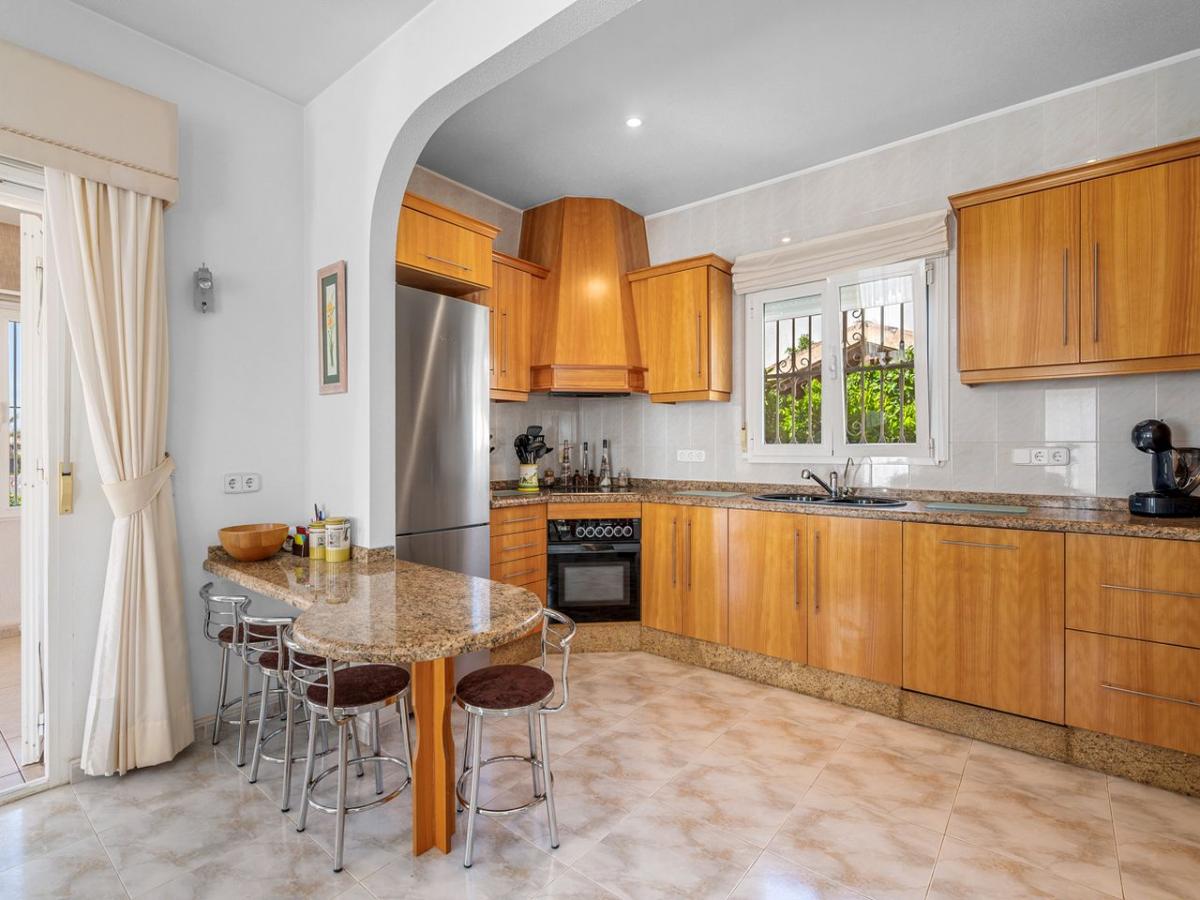 Villa i Benijofar, Alicante, Spanien 5 sovrum, 176 kvm. Nr. 148891