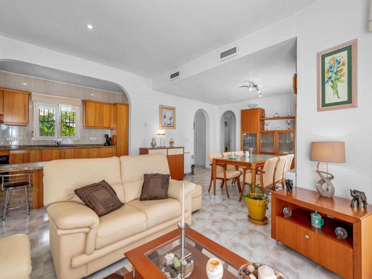 Villa i Benijofar, Alicante, Spanien 5 sovrum, 176 kvm. Nr. 148891