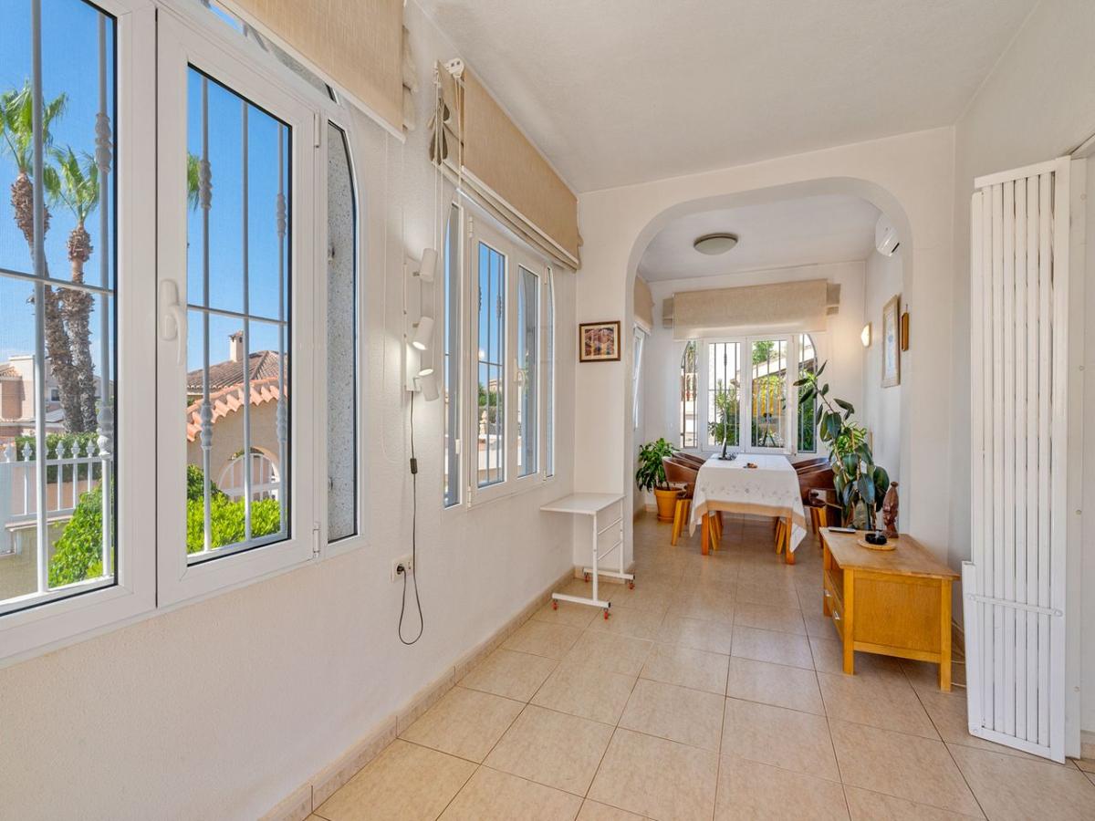 Villa i Benijofar, Alicante, Spanien 5 sovrum, 176 kvm. Nr. 148891