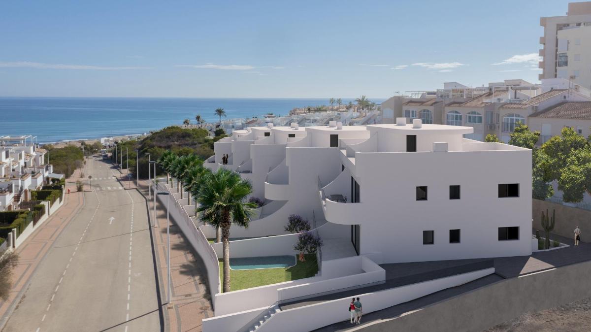 Bungalow en Torrevieja, Alicante, España 2 dormitorios, 154 m2 No. 148893