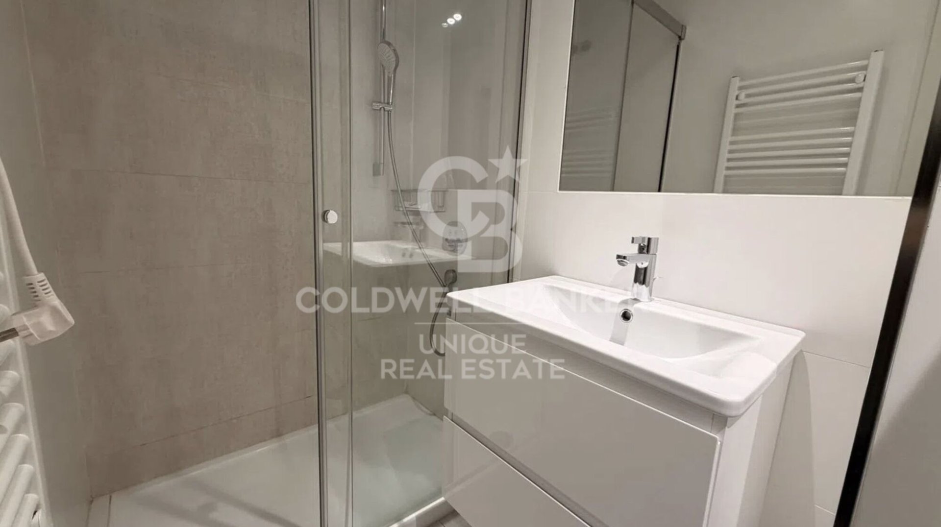 Wohnung in Madrid, Spanien 2 Schlafzimmer, 120 m2 Nr. 178794