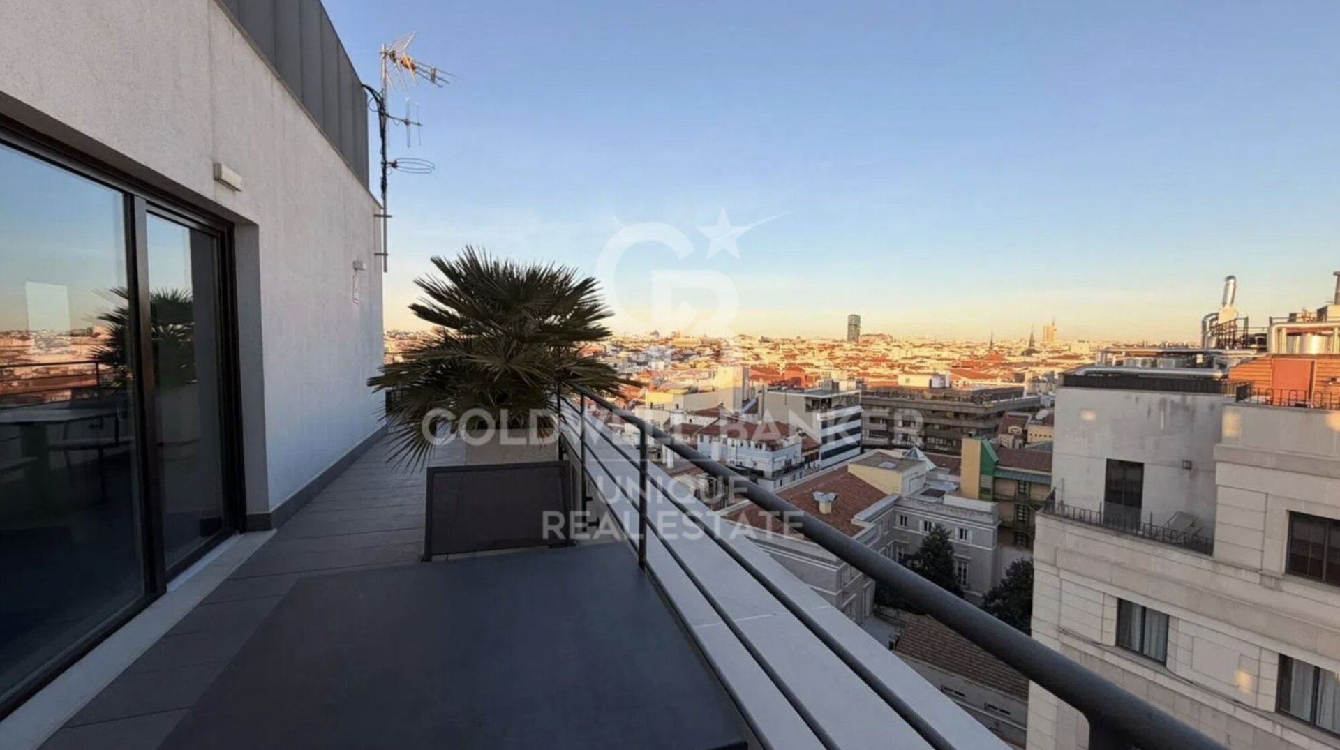 Wohnung in Madrid, Spanien 2 Schlafzimmer, 120 m2 Nr. 178794
