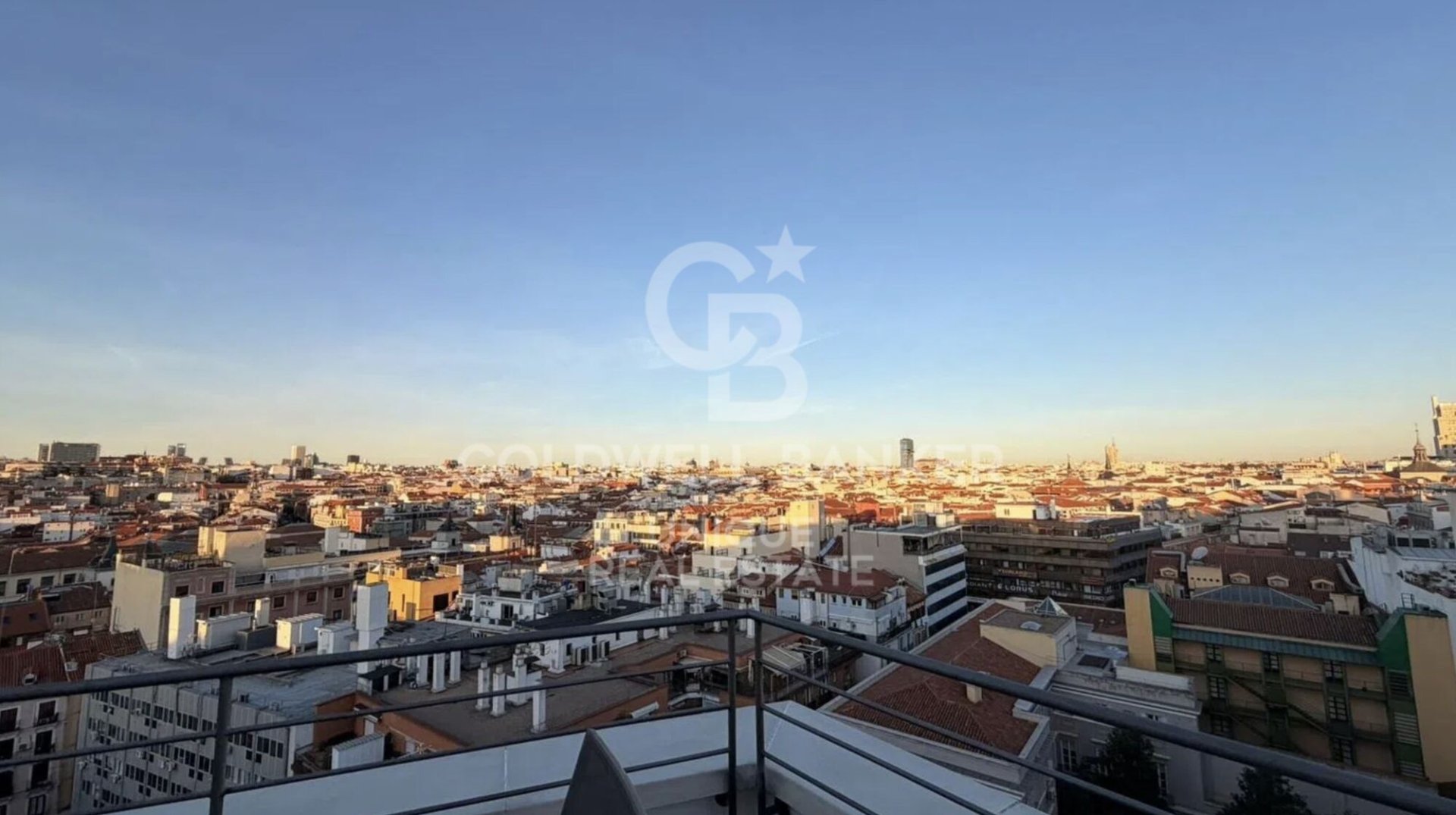 Wohnung in Madrid, Spanien 2 Schlafzimmer, 120 m2 Nr. 178794