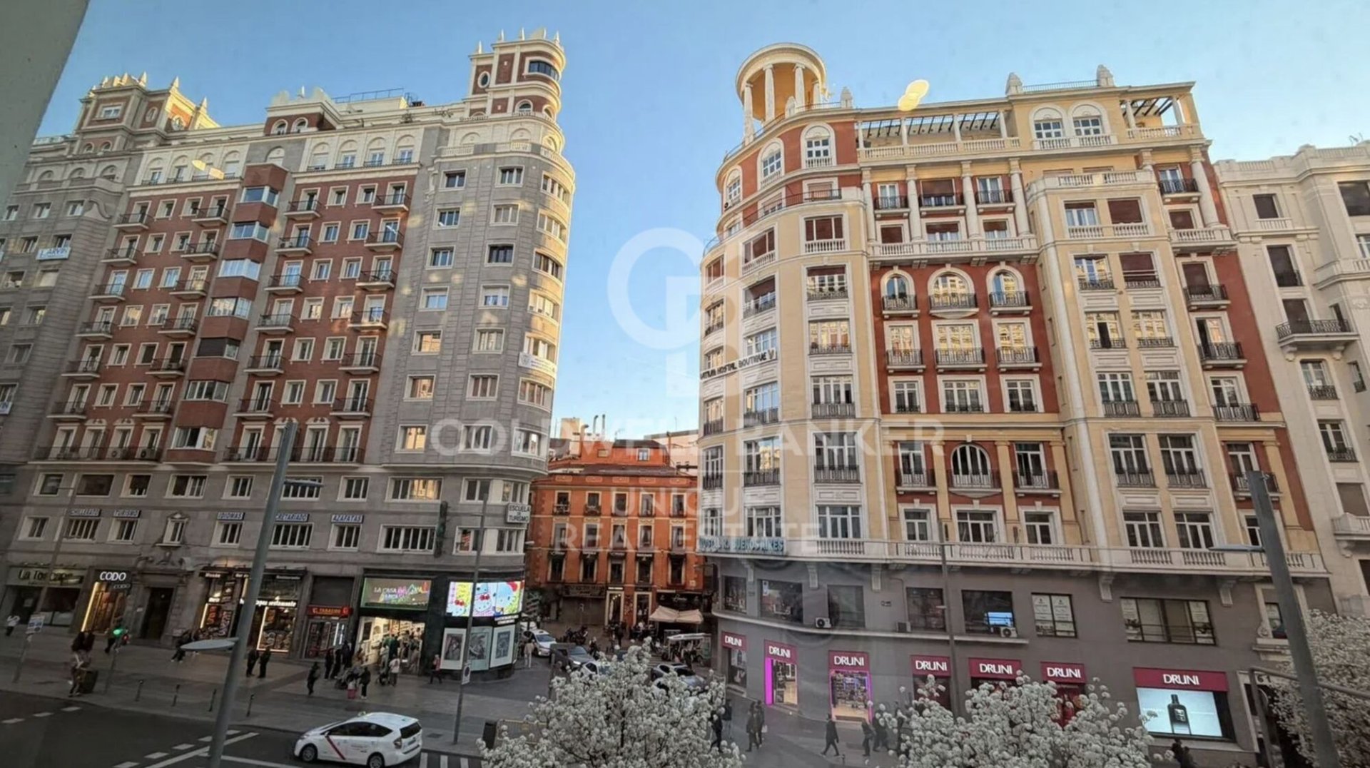 Wohnung in Madrid, Spanien 2 Schlafzimmer, 120 m2 Nr. 178794