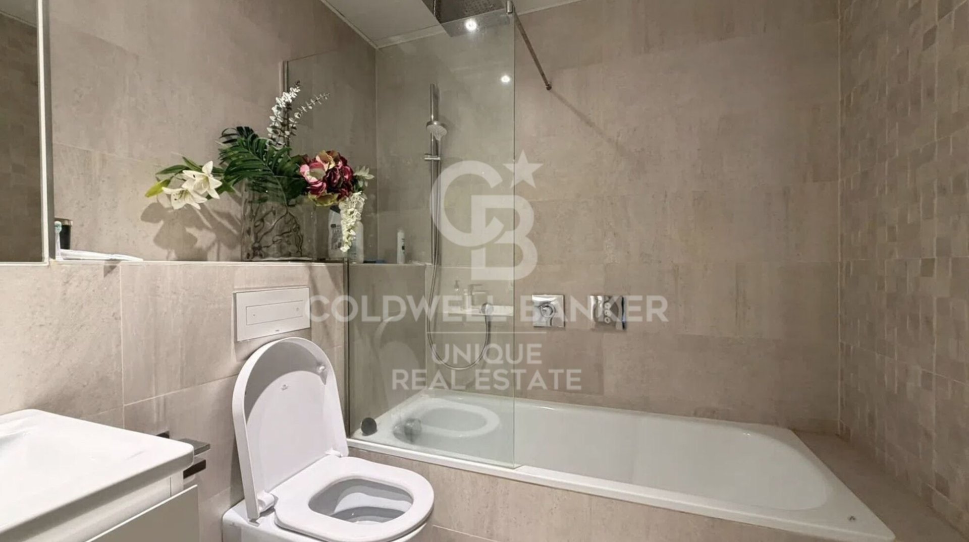 Wohnung in Madrid, Spanien 2 Schlafzimmer, 120 m2 Nr. 178794
