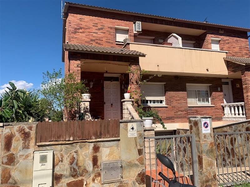 Māja Sant Vicenc Dels Horts, Barcelona, Spānijā 4 istabas, 128 m2 Nr. 167179