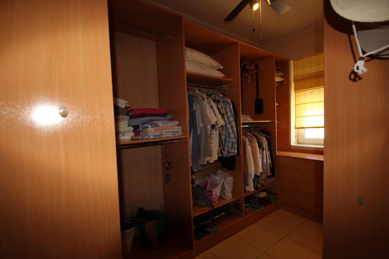 Villa en Punta Prima, Alicante, España 4 dormitorios, 250 m2 No. 135661