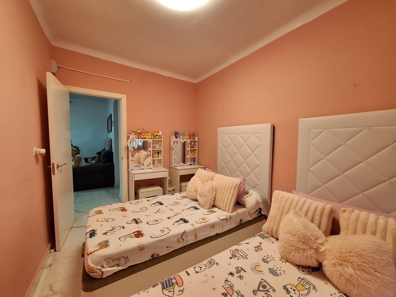 Apartamento en Alicante, España 2 dormitorios, 65 m2 No. 196651