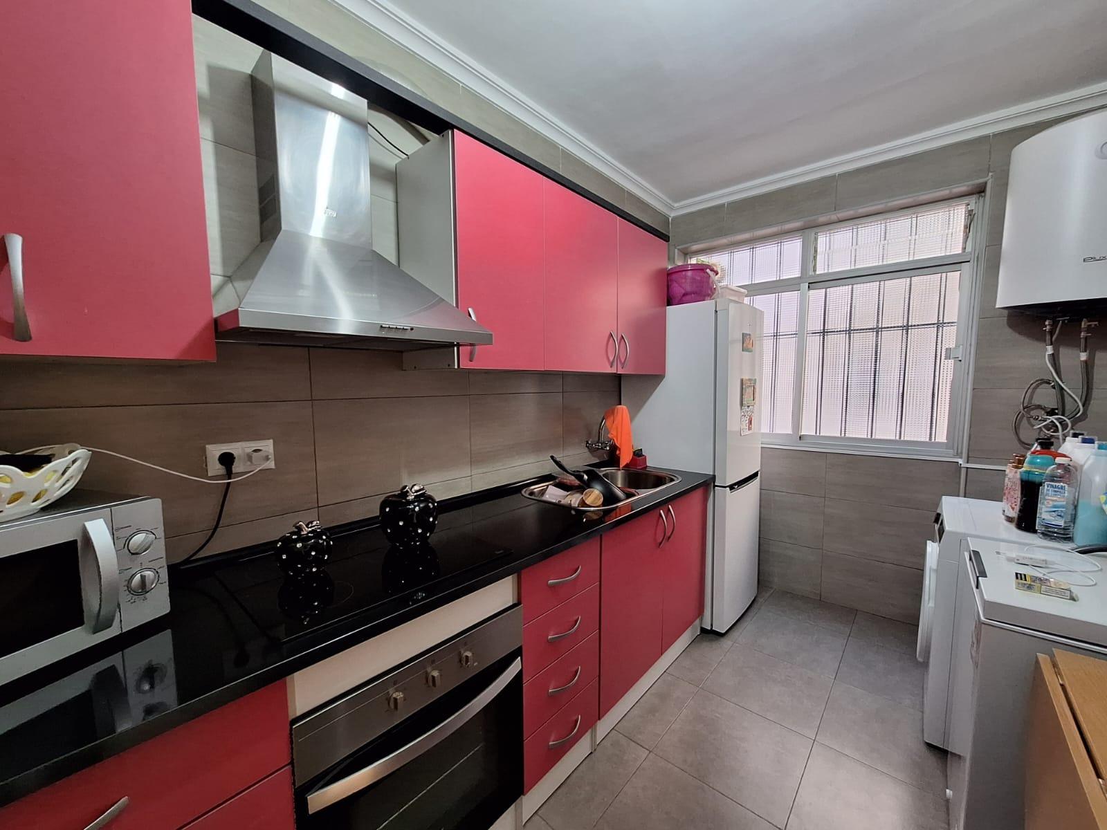 Apartamento en Alicante, España 2 dormitorios, 65 m2 No. 196651