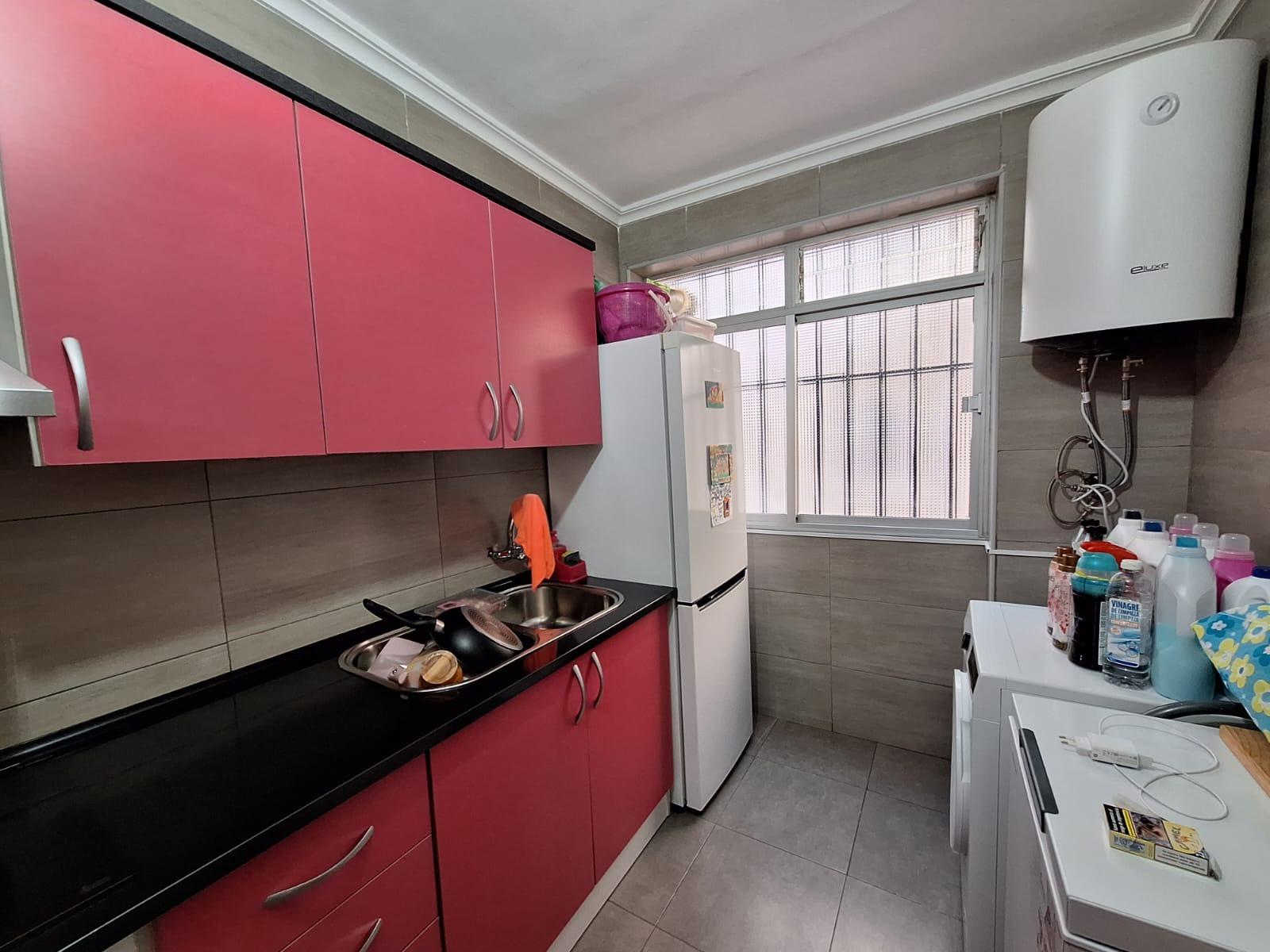 Apartamento en Alicante, España 2 dormitorios, 65 m2 No. 196651