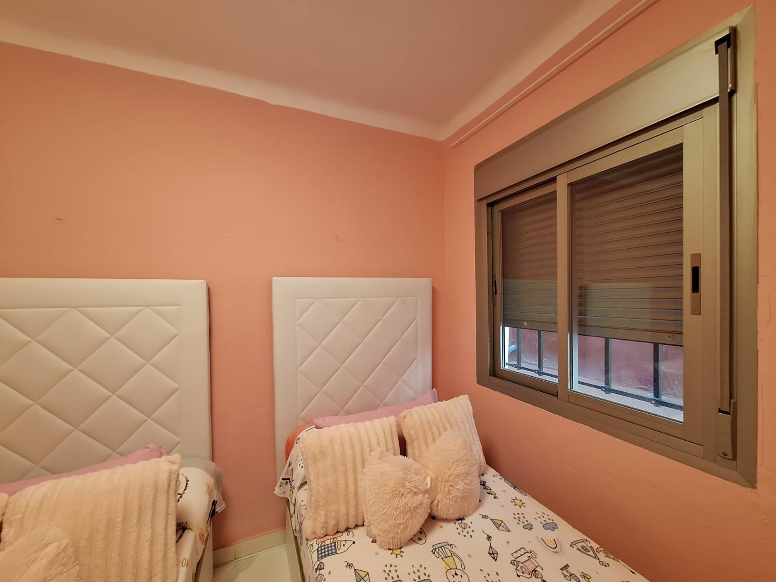 Apartamento en Alicante, España 2 dormitorios, 65 m2 No. 196651