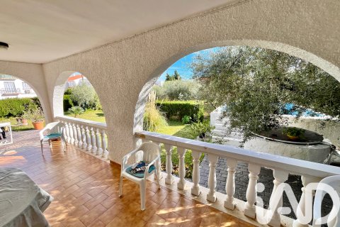 Talo Alcala De Xivert, Castellon, Espanja 3 makuuhuonetta, 128 m2 No. 196645