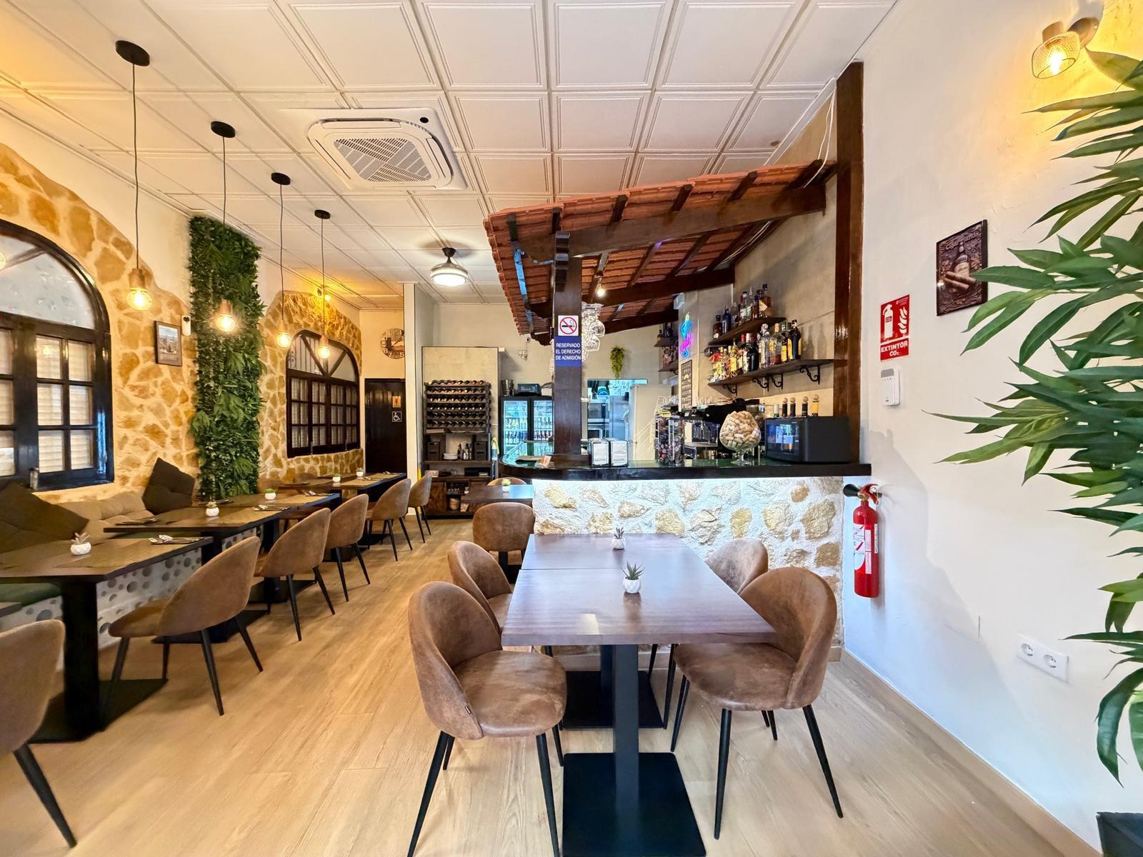 Komerciāls īpašums Torrevieja, Alicante, Spānijā 57 m2 Nr. 165947