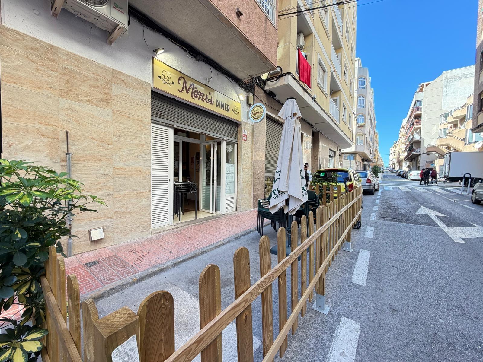 Komerciāls īpašums Torrevieja, Alicante, Spānijā 57 m2 Nr. 165947