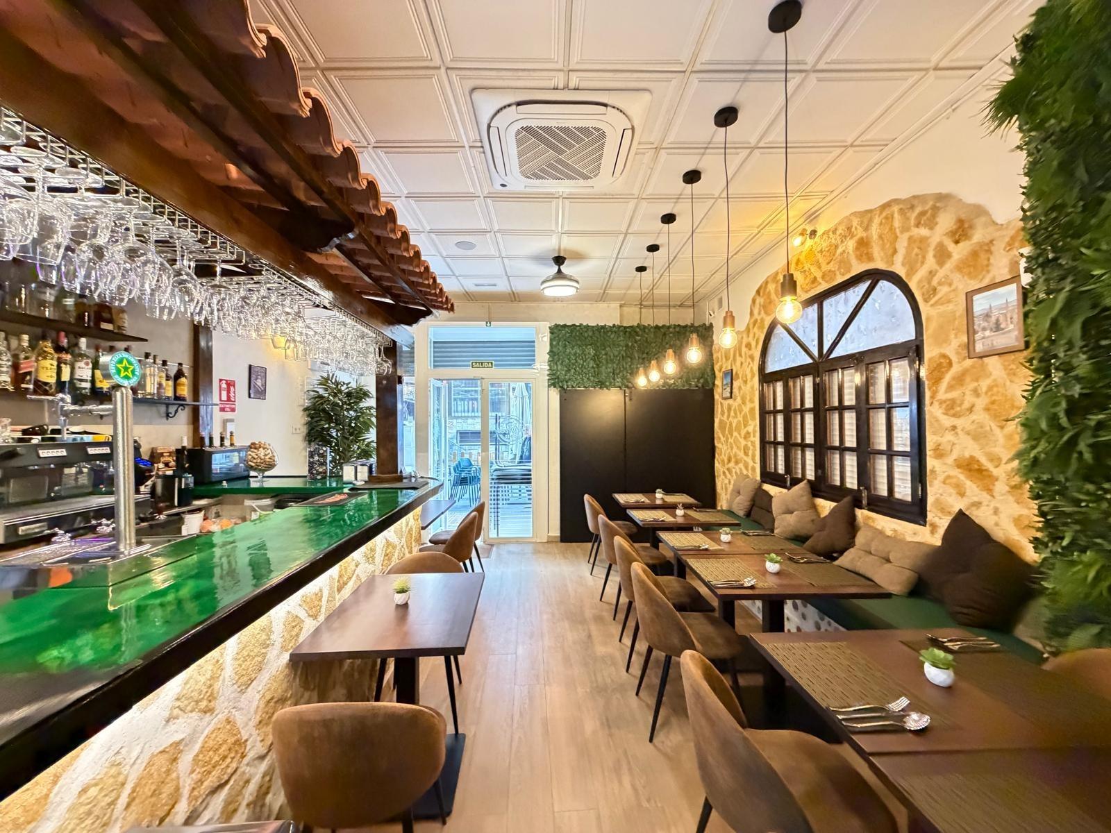 Komerciāls īpašums Torrevieja, Alicante, Spānijā 57 m2 Nr. 165947