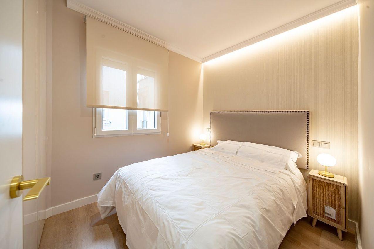 Huoneisto Madrid, Espanja 2 makuuhuonetta, 113 m2 No. 165945