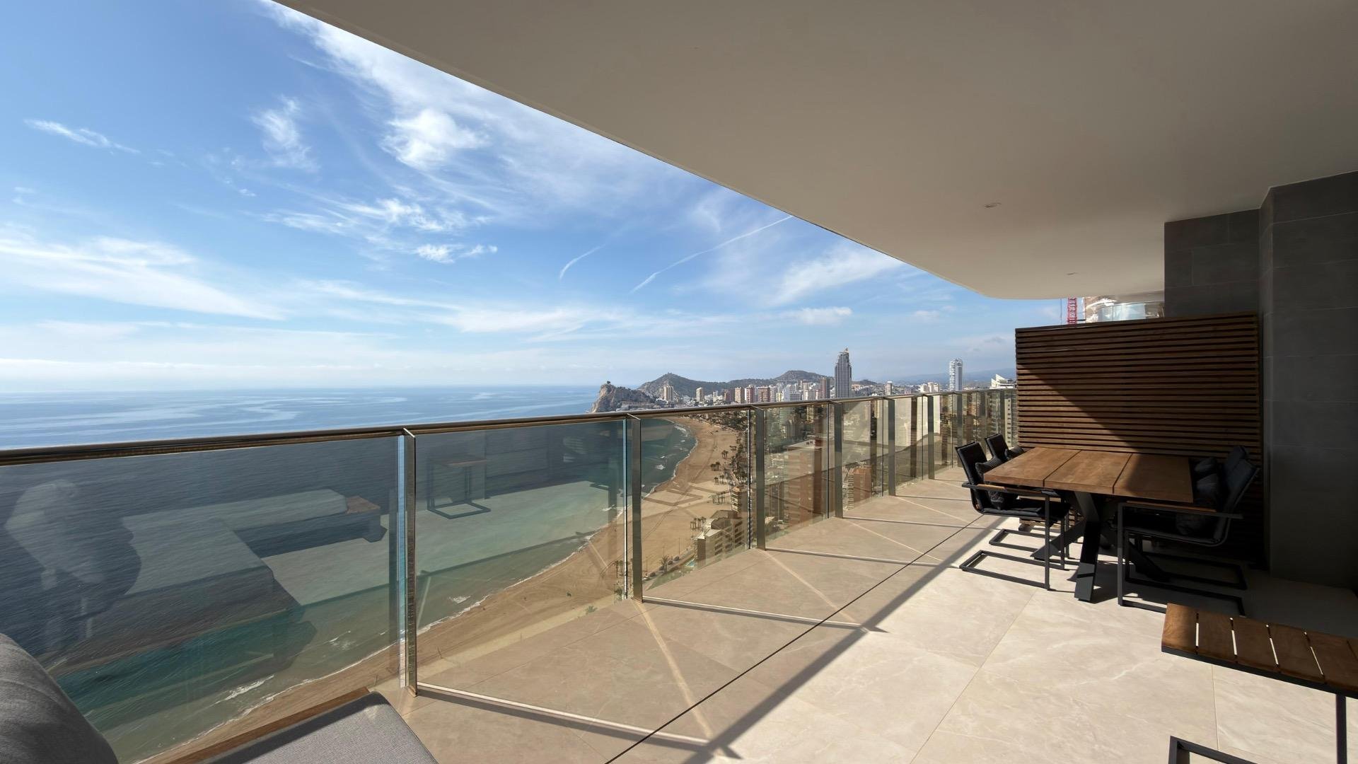 Penthouse in Benidorm, Alicante, Spain 3 bedrooms, 304 sq.m. No. 165948