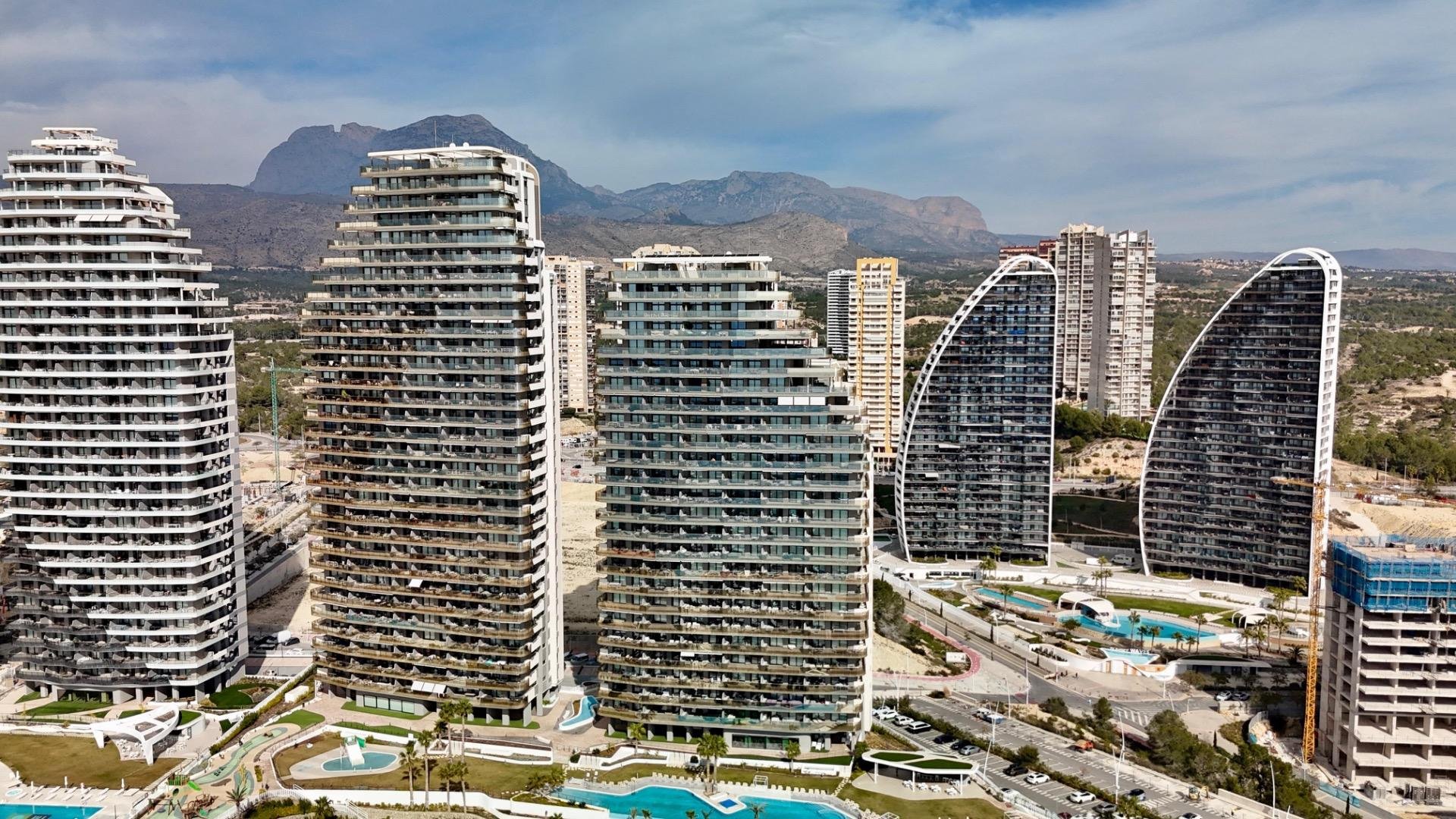 Penthouse in Benidorm, Alicante, Spain 3 bedrooms, 304 sq.m. No. 165948