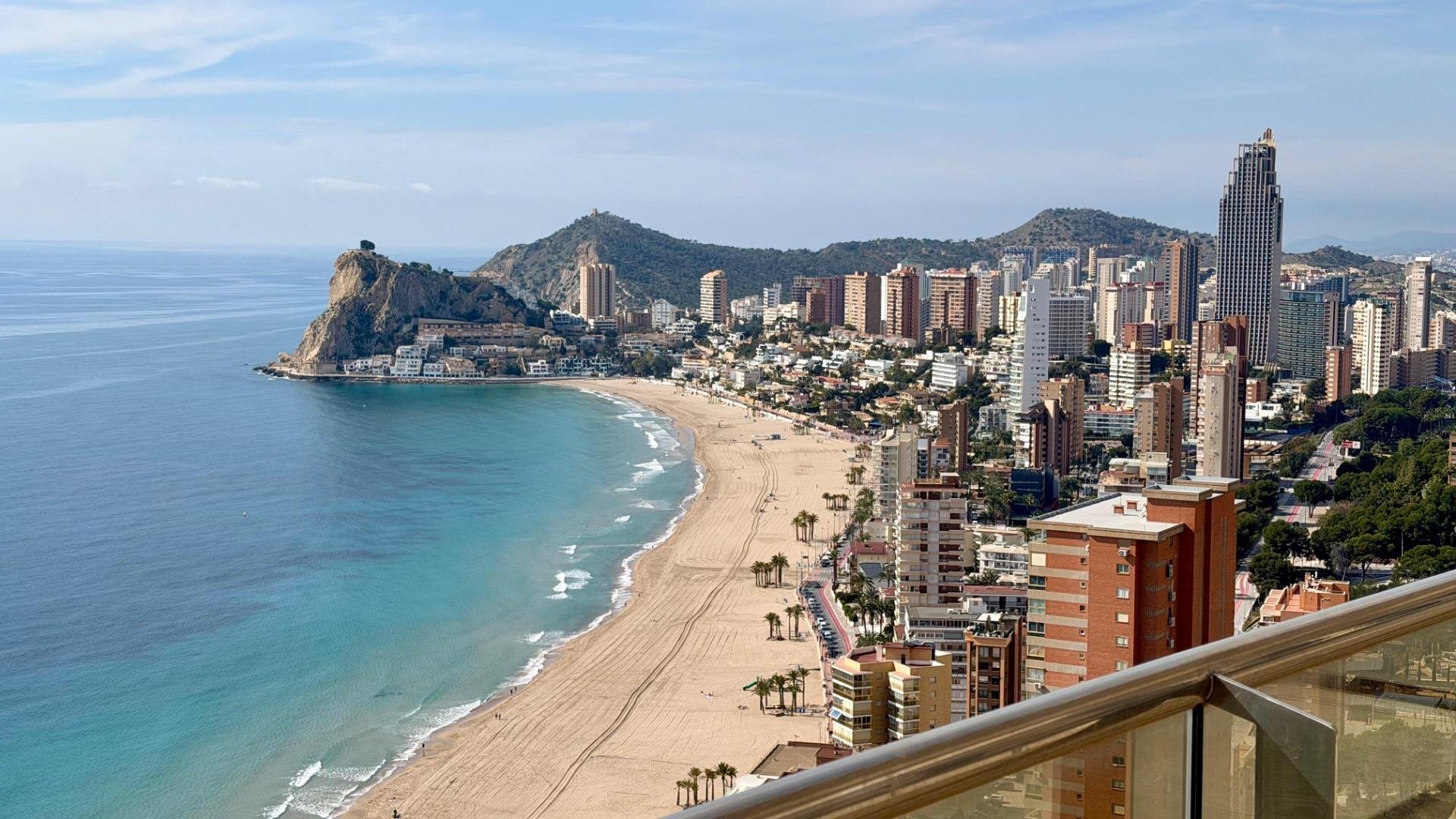 Penthouse in Benidorm, Alicante, Spain 3 bedrooms, 304 sq.m. No. 165948