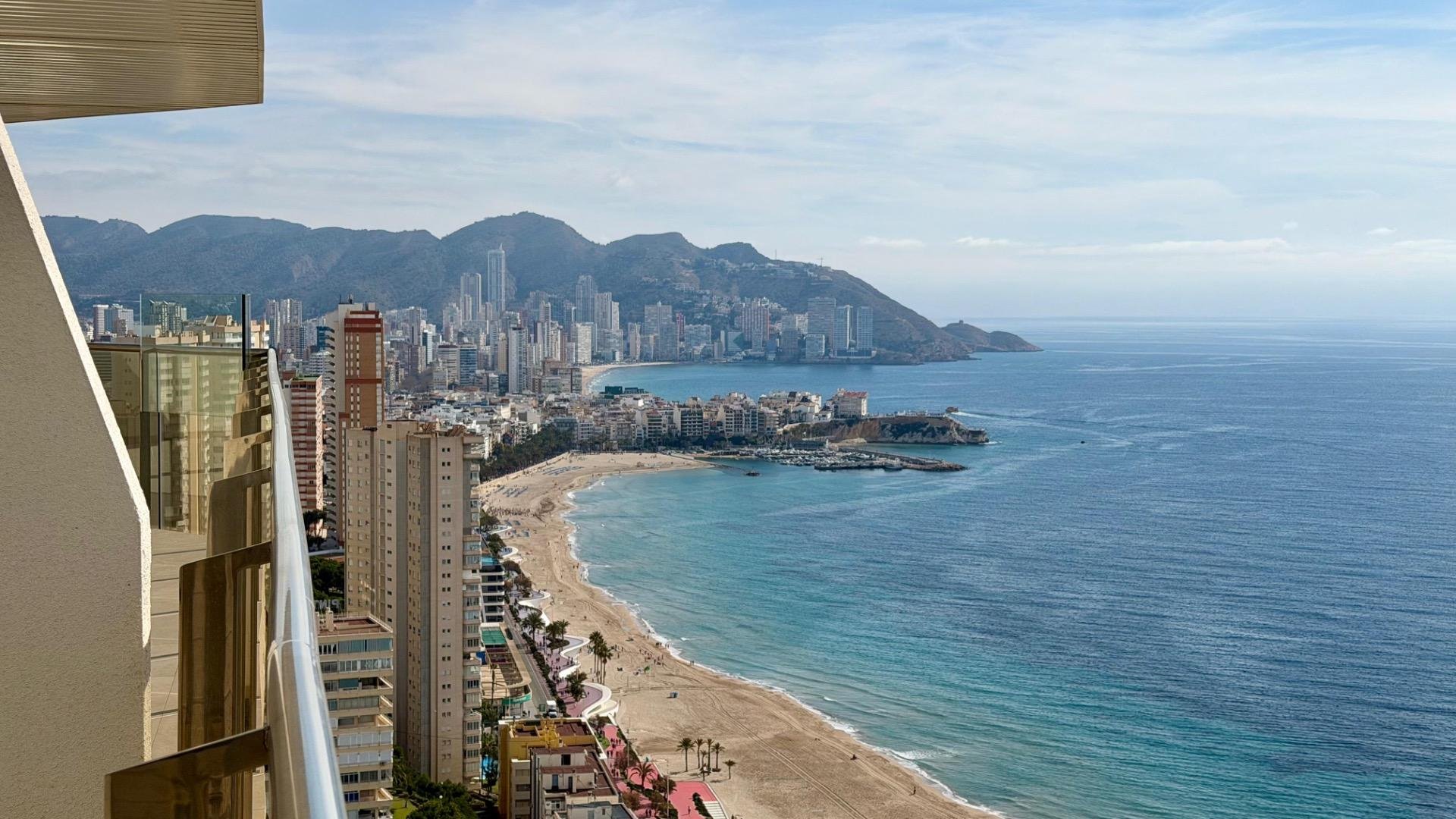 Penthouse in Benidorm, Alicante, Spain 3 bedrooms, 304 sq.m. No. 165948