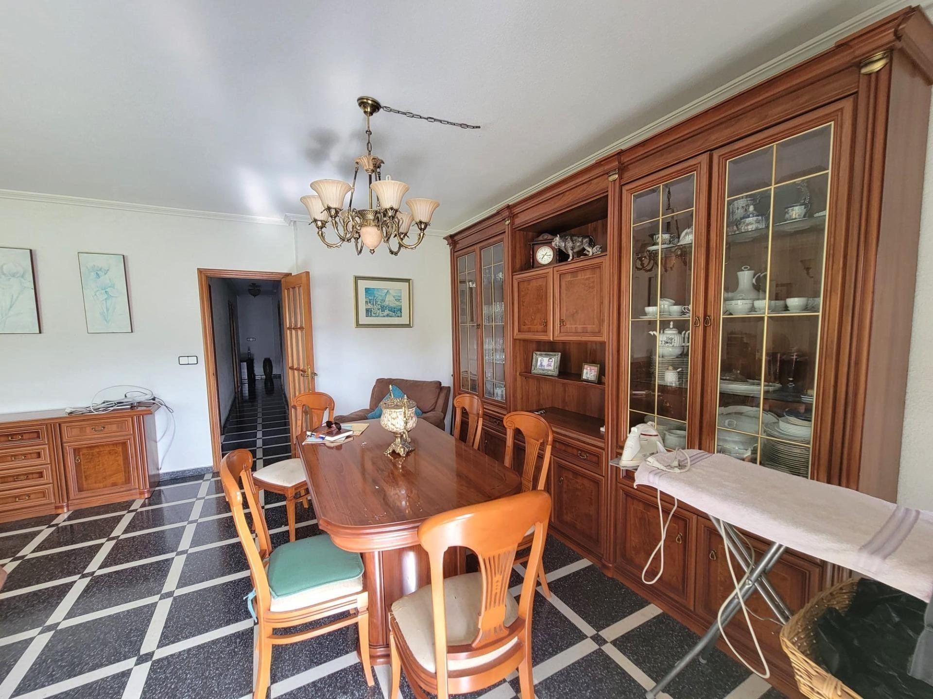 Apartamento en Torrevieja, Alicante, España 1 dormitorio, 128 m2 No. 165946