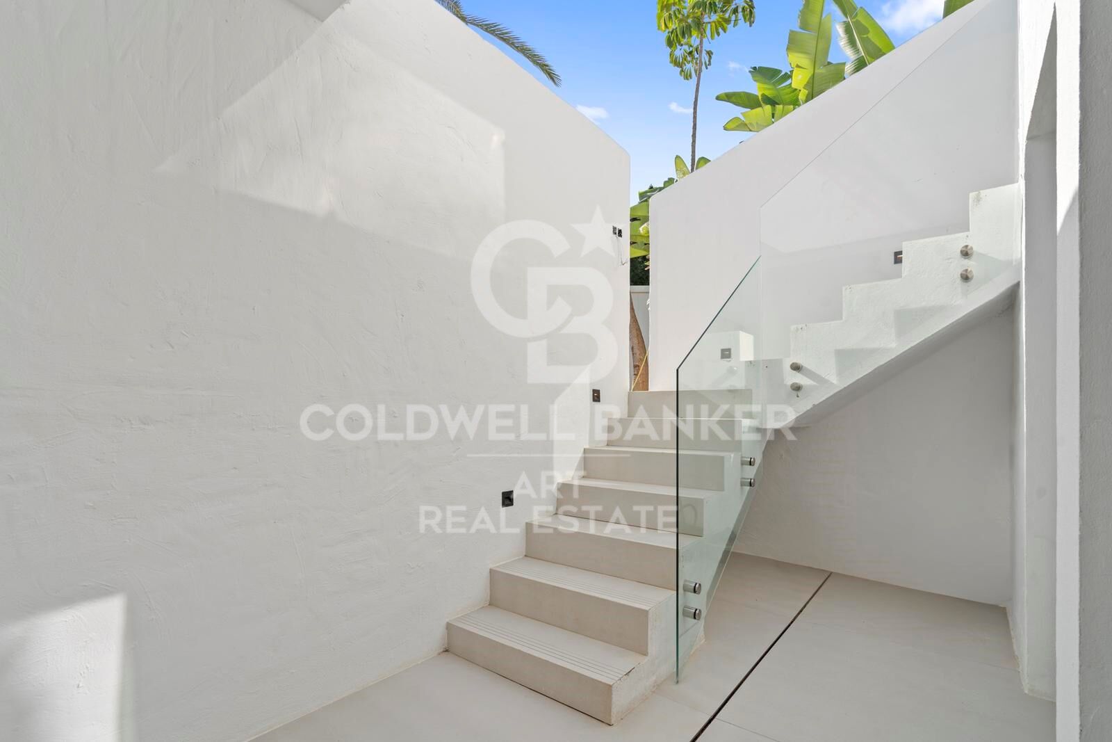 Māja Estepona, Malaga, Spānijā 4 istabas, 281 m2 Nr. 159269