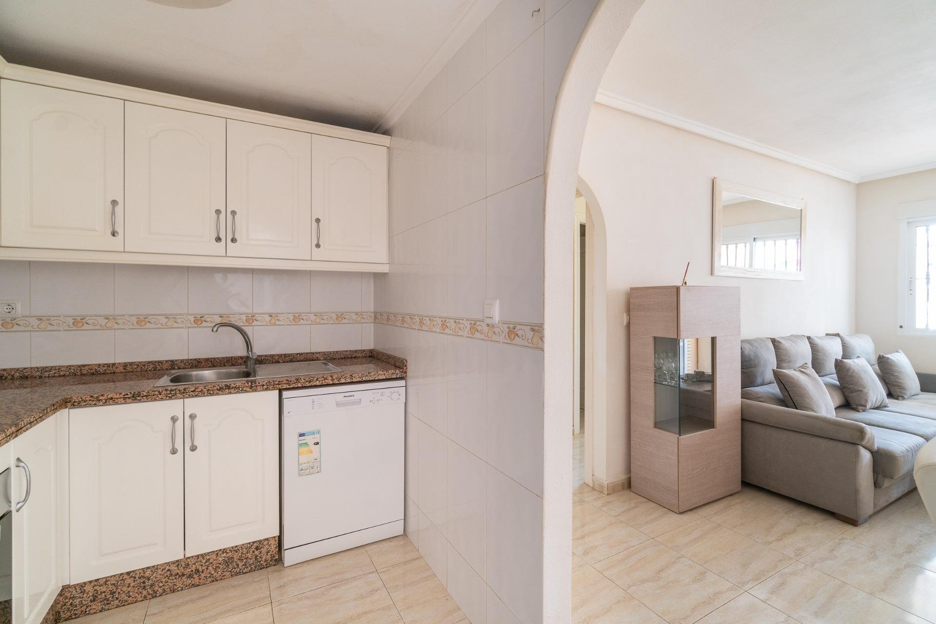 Huoneisto Los Dolses, Alicante, Espanja 2 makuuhuonetta, 58 m2 No. 195419