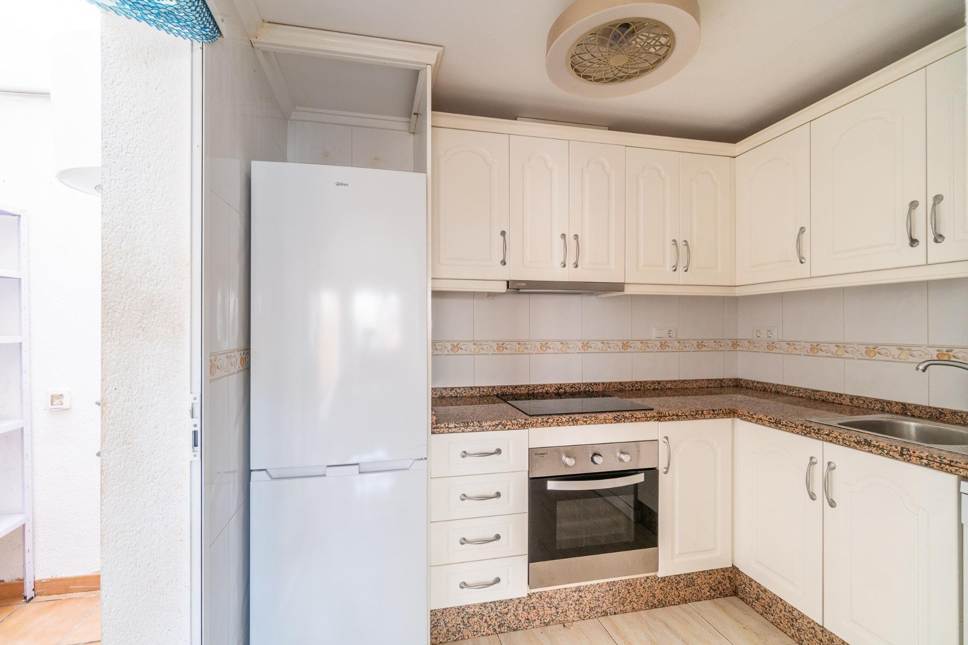 Huoneisto Los Dolses, Alicante, Espanja 2 makuuhuonetta, 58 m2 No. 195419