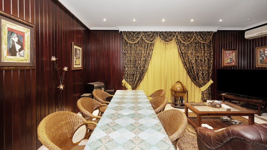 Villa in Chiclana de la Frontera, Cadiz, Spanien 4 Schlafzimmer, 262 m2 Nr. 107684
