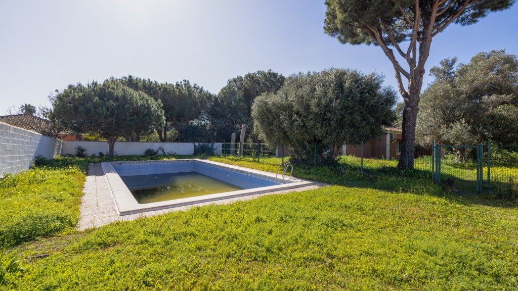 Villa in Chiclana de la Frontera, Cadiz, Spanien 4 Schlafzimmer, 262 m2 Nr. 107684