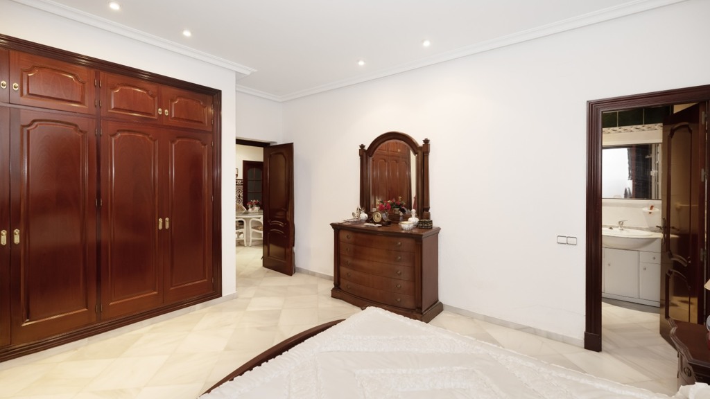Villa in Chiclana de la Frontera, Cadiz, Spanien 4 Schlafzimmer, 262 m2 Nr. 107684