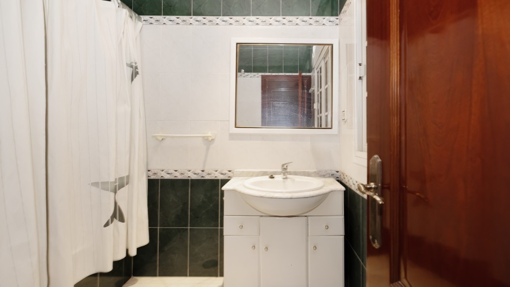 Villa in Chiclana de la Frontera, Cadiz, Spanien 4 Schlafzimmer, 262 m2 Nr. 107684