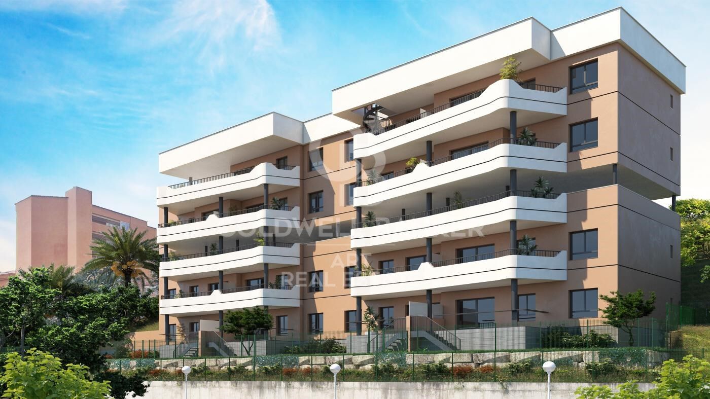 Квартира в Фуэнхирола, Малага, Испания 2 спальни, 84м2 №157858