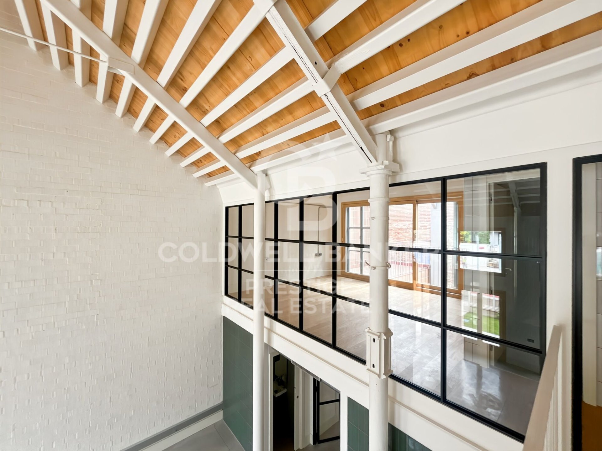 Duplex in Barcelona, Spain 1 bedroom, 109 sq.m. No. 159884