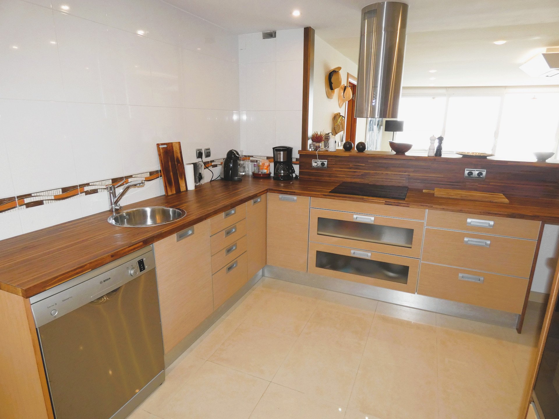 Apartamento en Torrevieja, Alicante, España 3 dormitorios, 110 m2 No. 189226