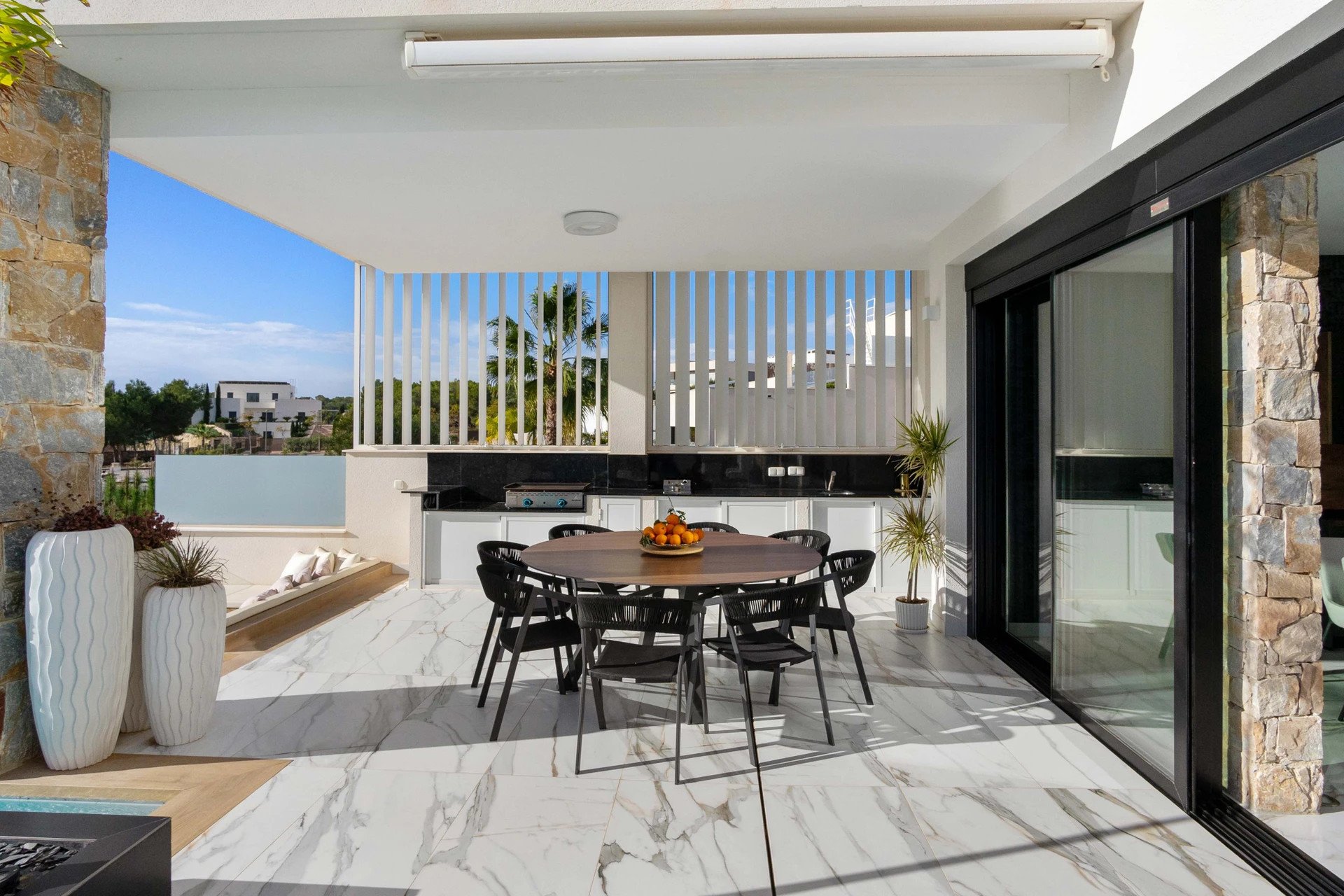 Villa i Alicante, Spanien 4 sovrum, 550 kvm. Nr. 189227