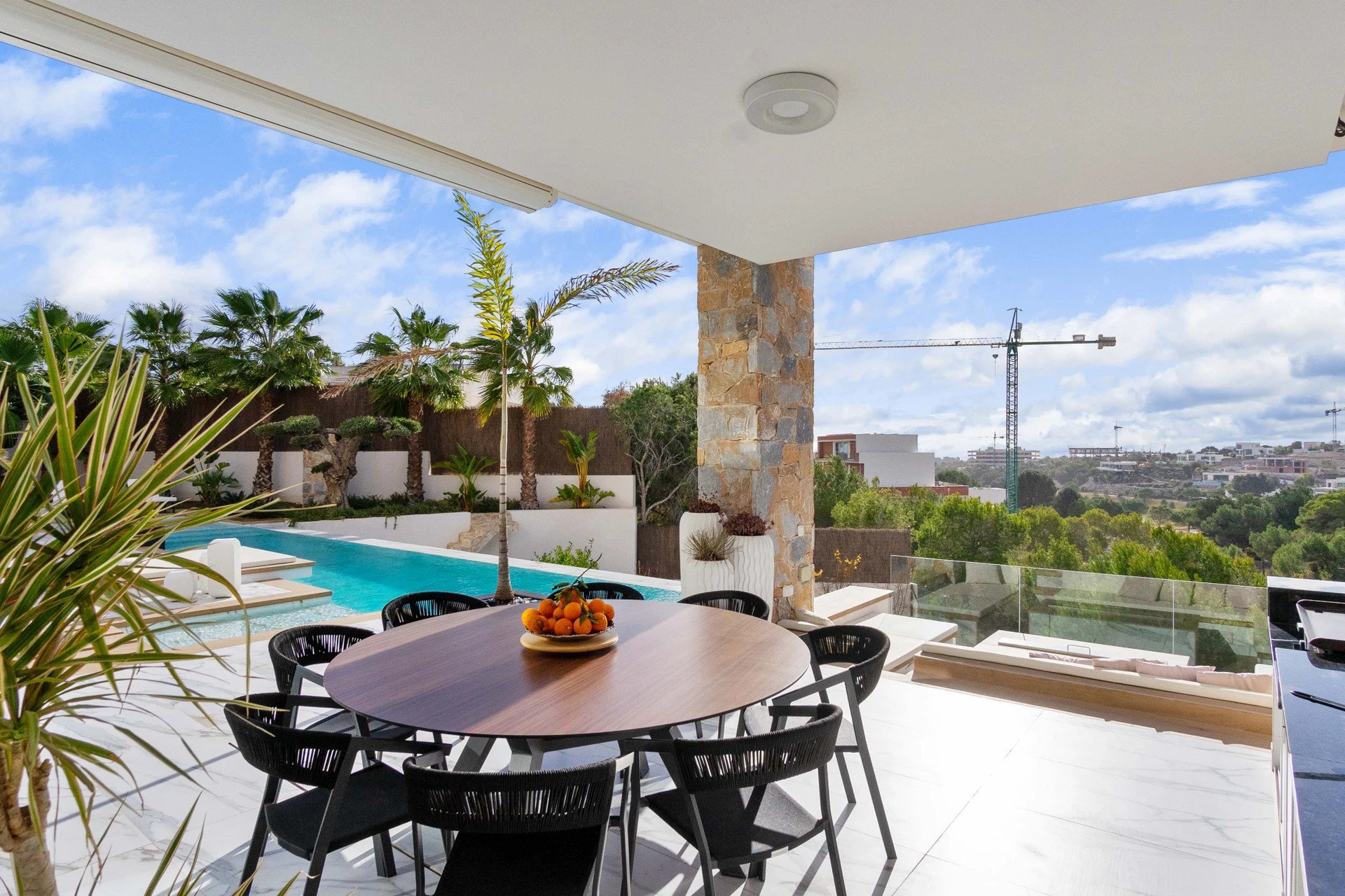 Villa i Alicante, Spanien 4 sovrum, 550 kvm. Nr. 189227