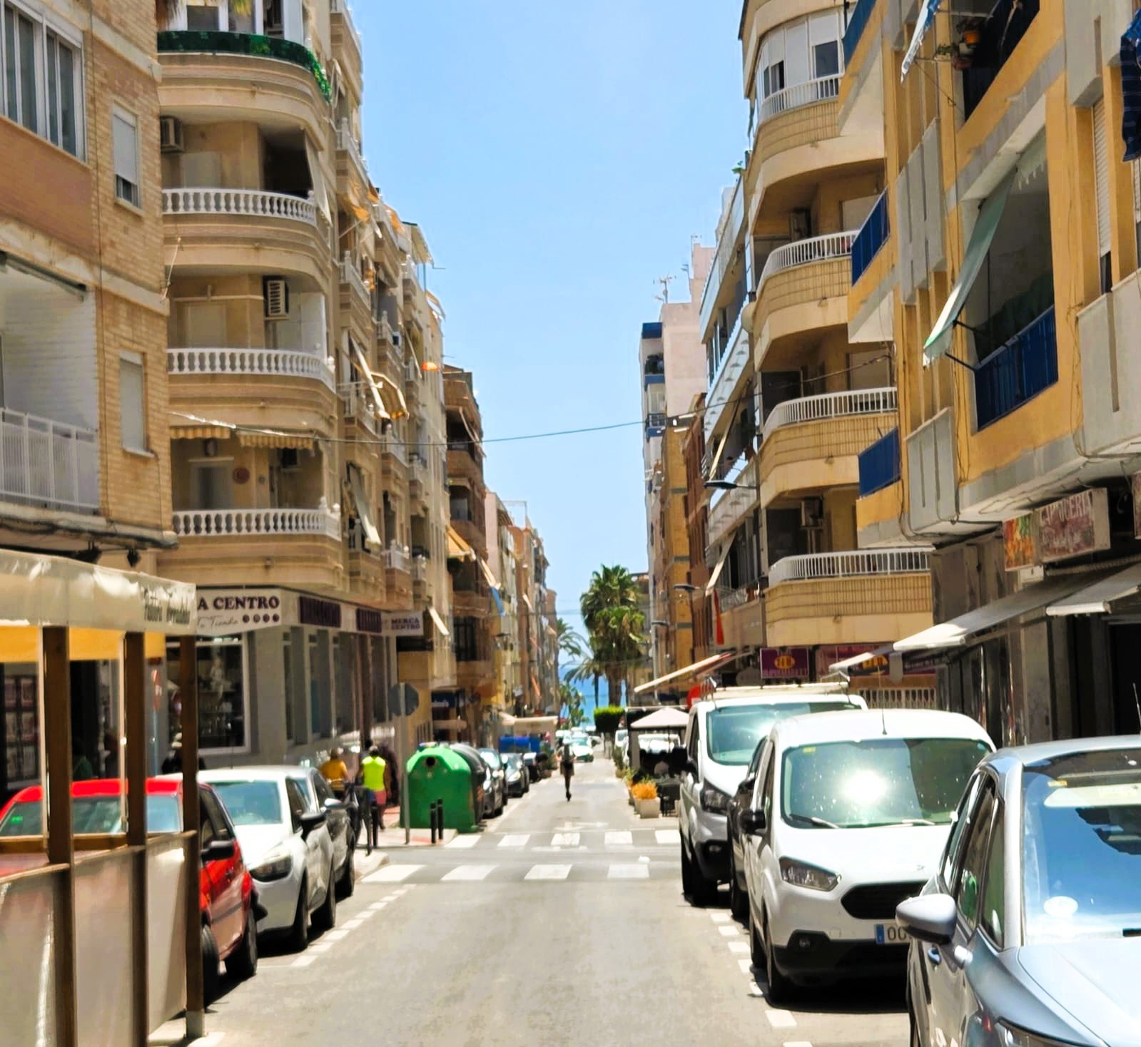 Apartamento en Torrevieja, Alicante, España 3 dormitorios, 95 m2 No. 189229