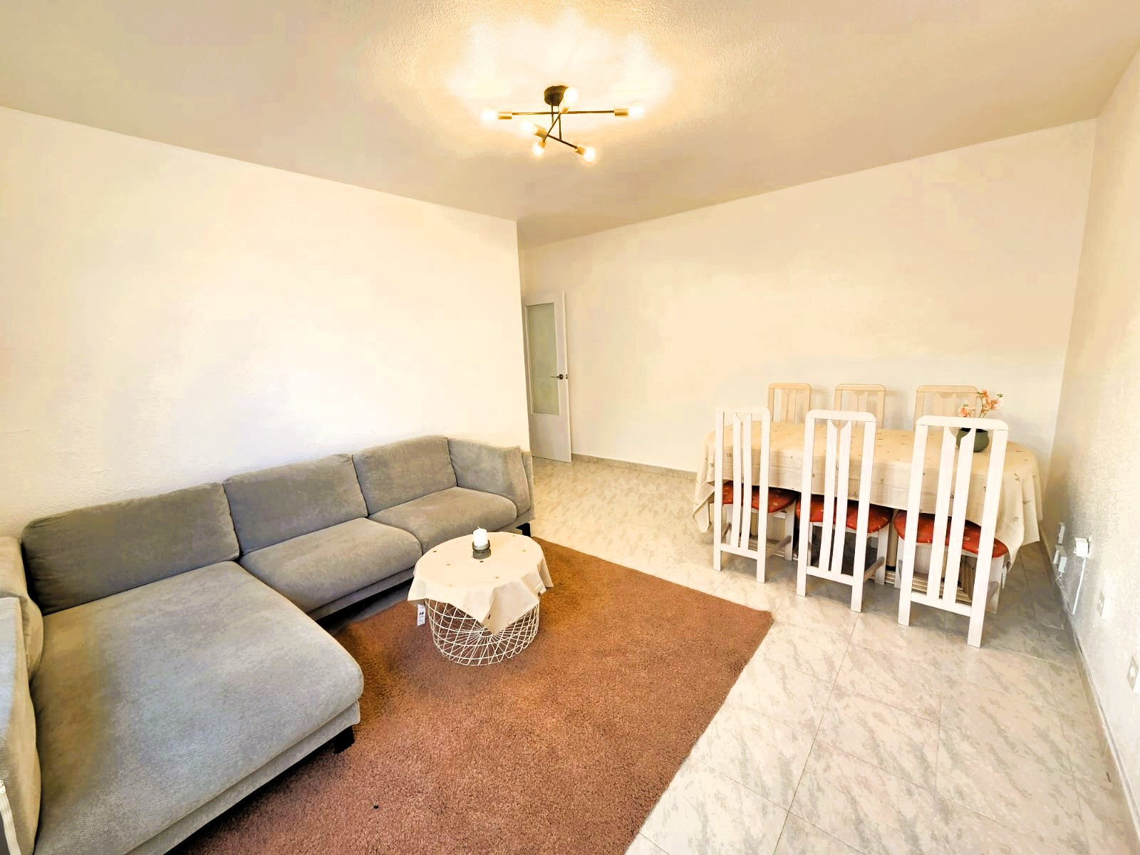 Apartamento en Torrevieja, Alicante, España 3 dormitorios, 95 m2 No. 189229