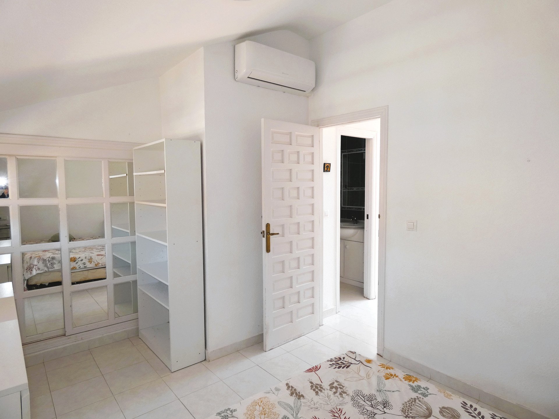 Bungalow in Torrevieja, Alicante, Spain 3 bedrooms, 97 sq.m. No. 189230