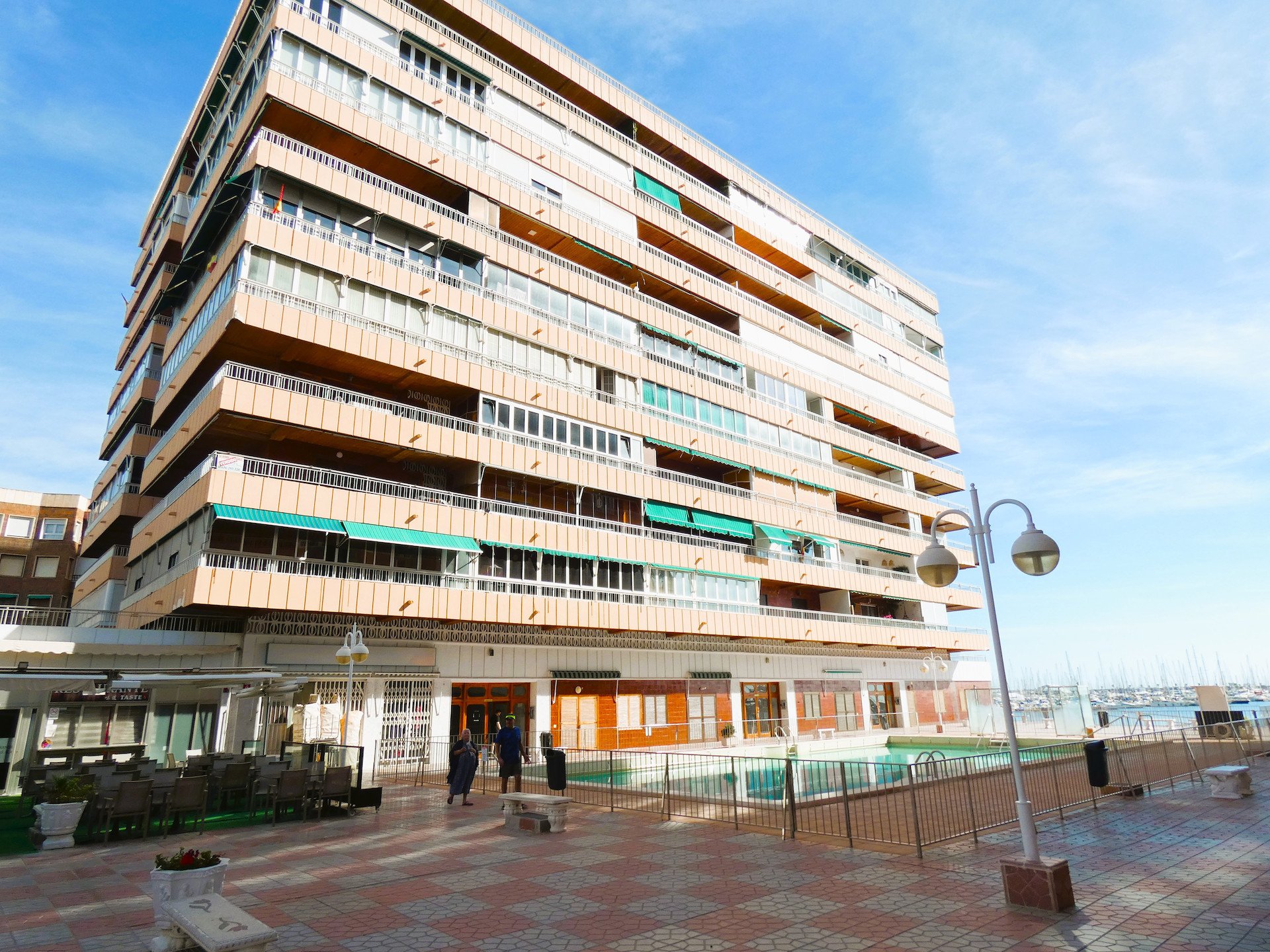 Apartamento en Torrevieja, Alicante, España 3 dormitorios, 80 m2 No. 189228