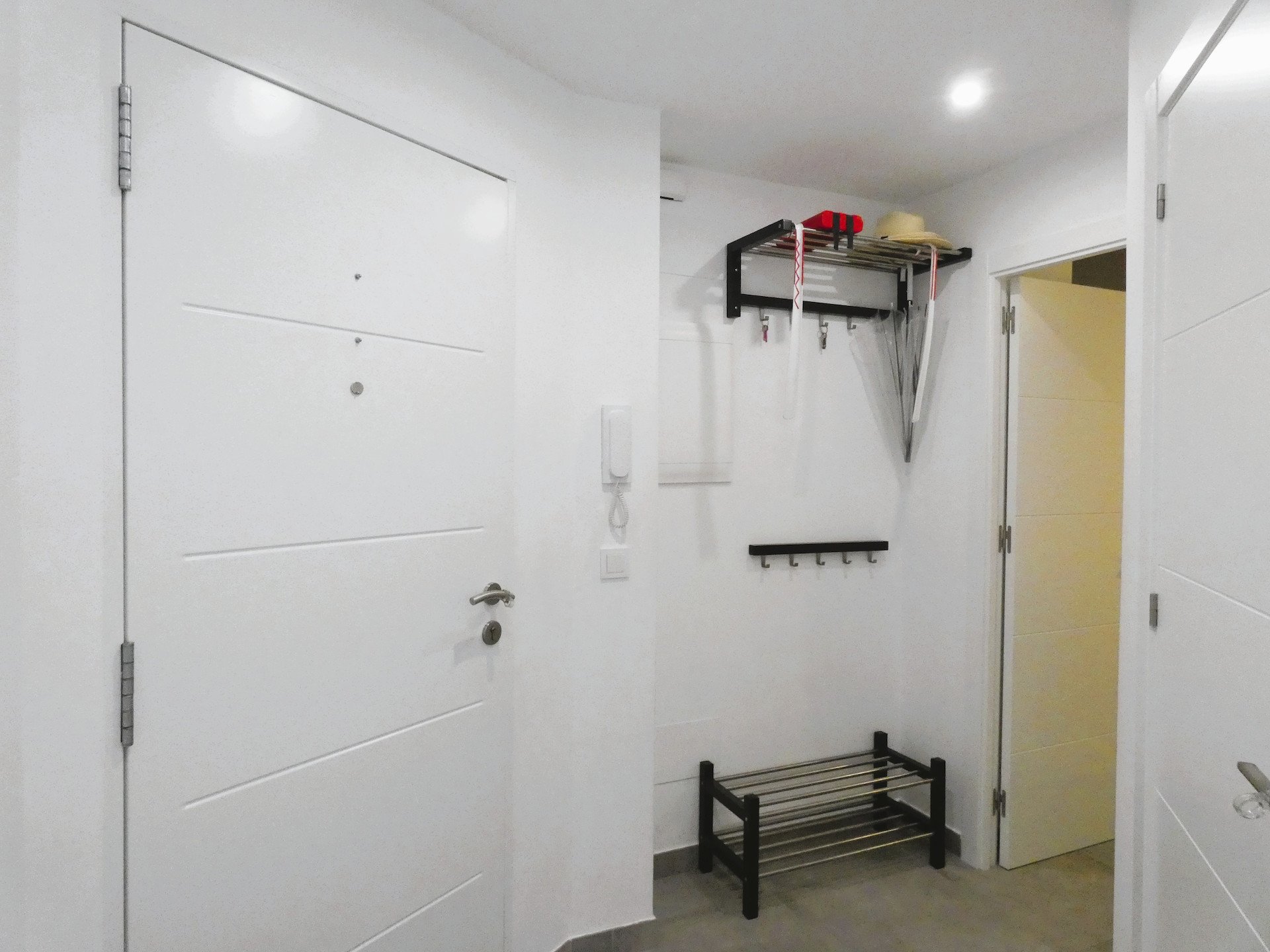 Apartamento en Torrevieja, Alicante, España 3 dormitorios, 80 m2 No. 189228