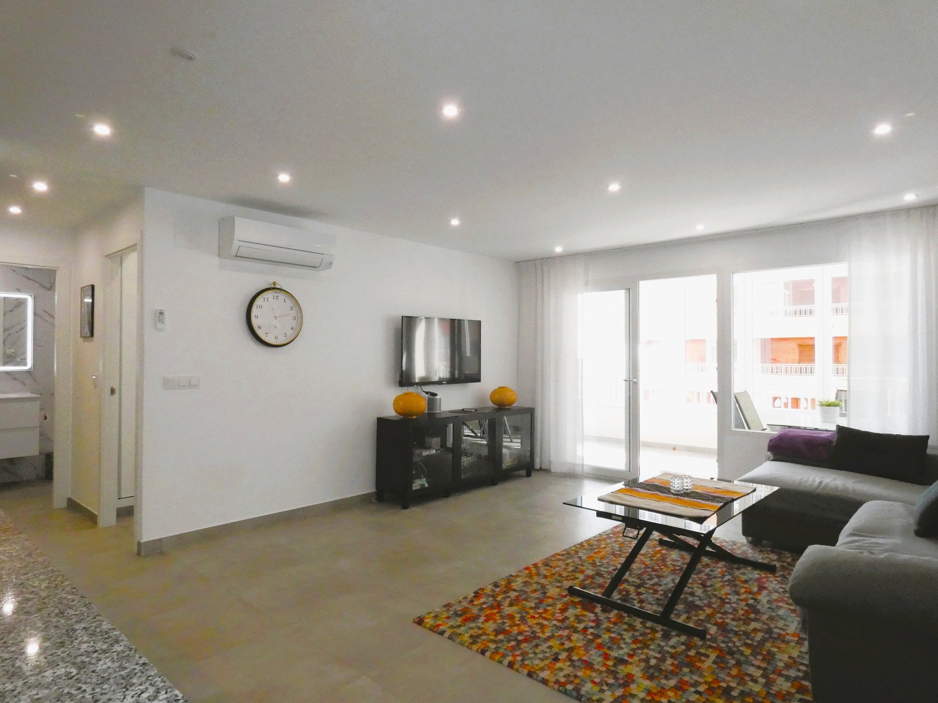 Apartamento en Torrevieja, Alicante, España 3 dormitorios, 80 m2 No. 189228