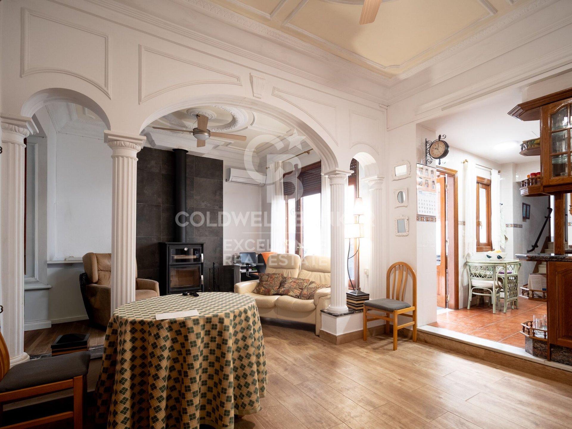 Māja Oliva, Valencia, Spānijā 8 istabas, 506 m2 Nr. 156795