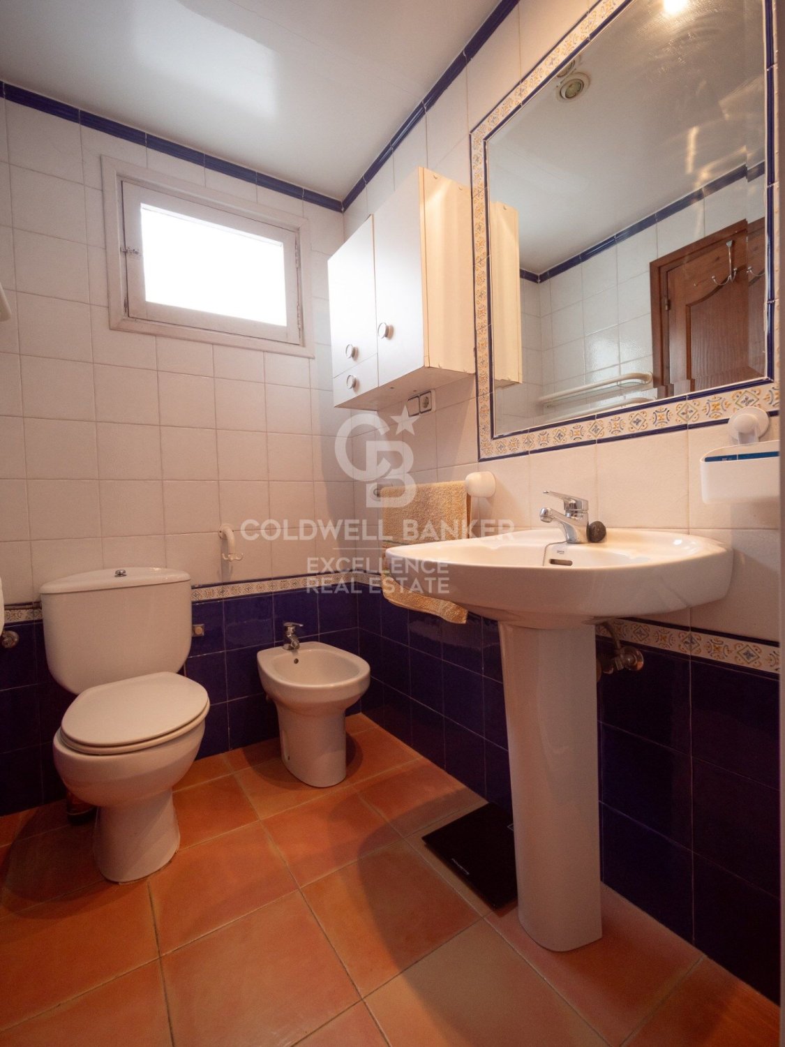 Māja Oliva, Valencia, Spānijā 8 istabas, 506 m2 Nr. 156795