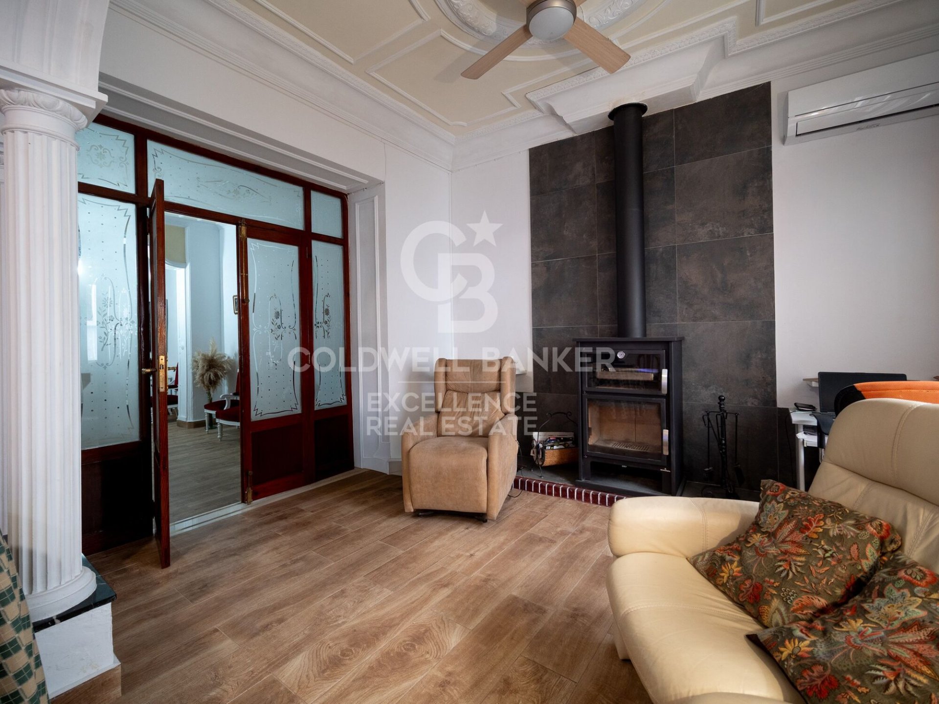 Māja Oliva, Valencia, Spānijā 8 istabas, 506 m2 Nr. 156795