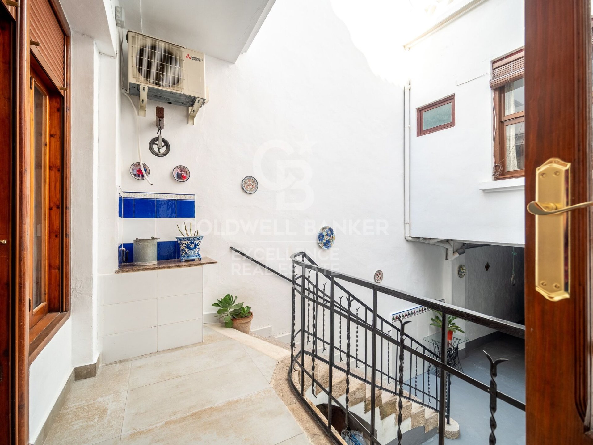 Māja Oliva, Valencia, Spānijā 8 istabas, 506 m2 Nr. 156795