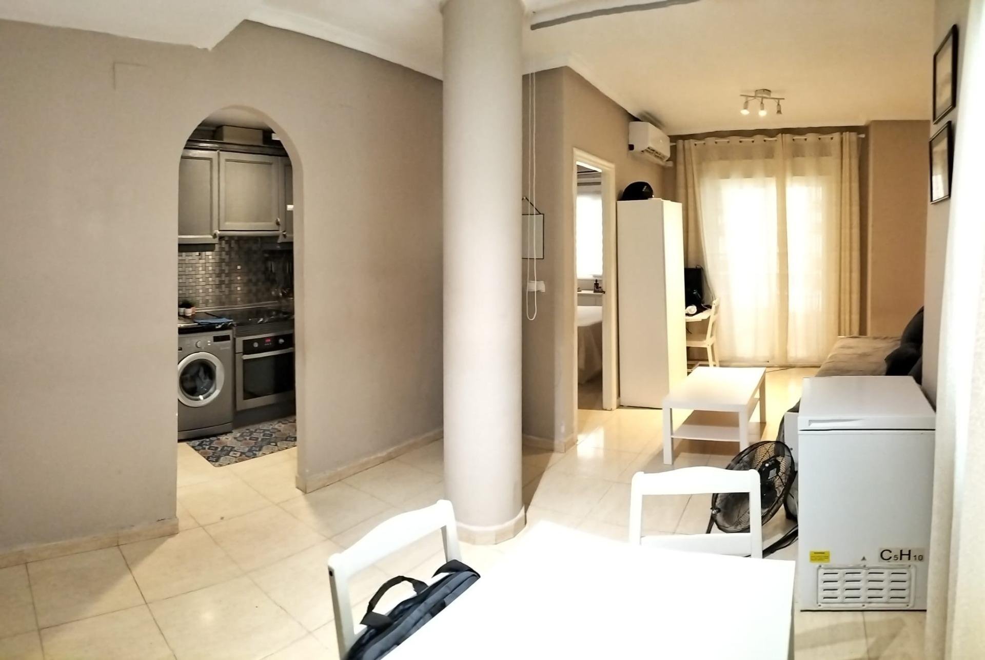 Dzīvoklis Torrevieja, Alicante, Spānijā 1 istaba, 56 m2 Nr. 196146