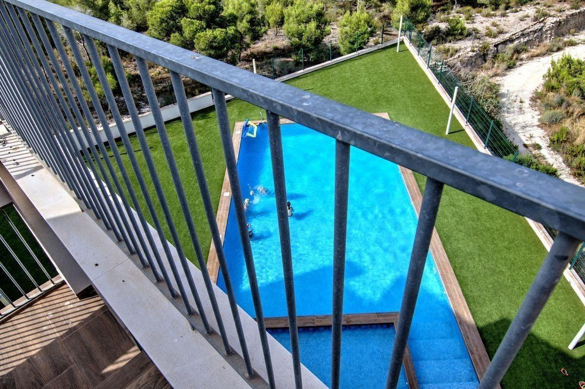 Villa in San Miguel de Salinas, Alicante, Spanien 2 Schlafzimmer, 91 m2 Nr. 196144